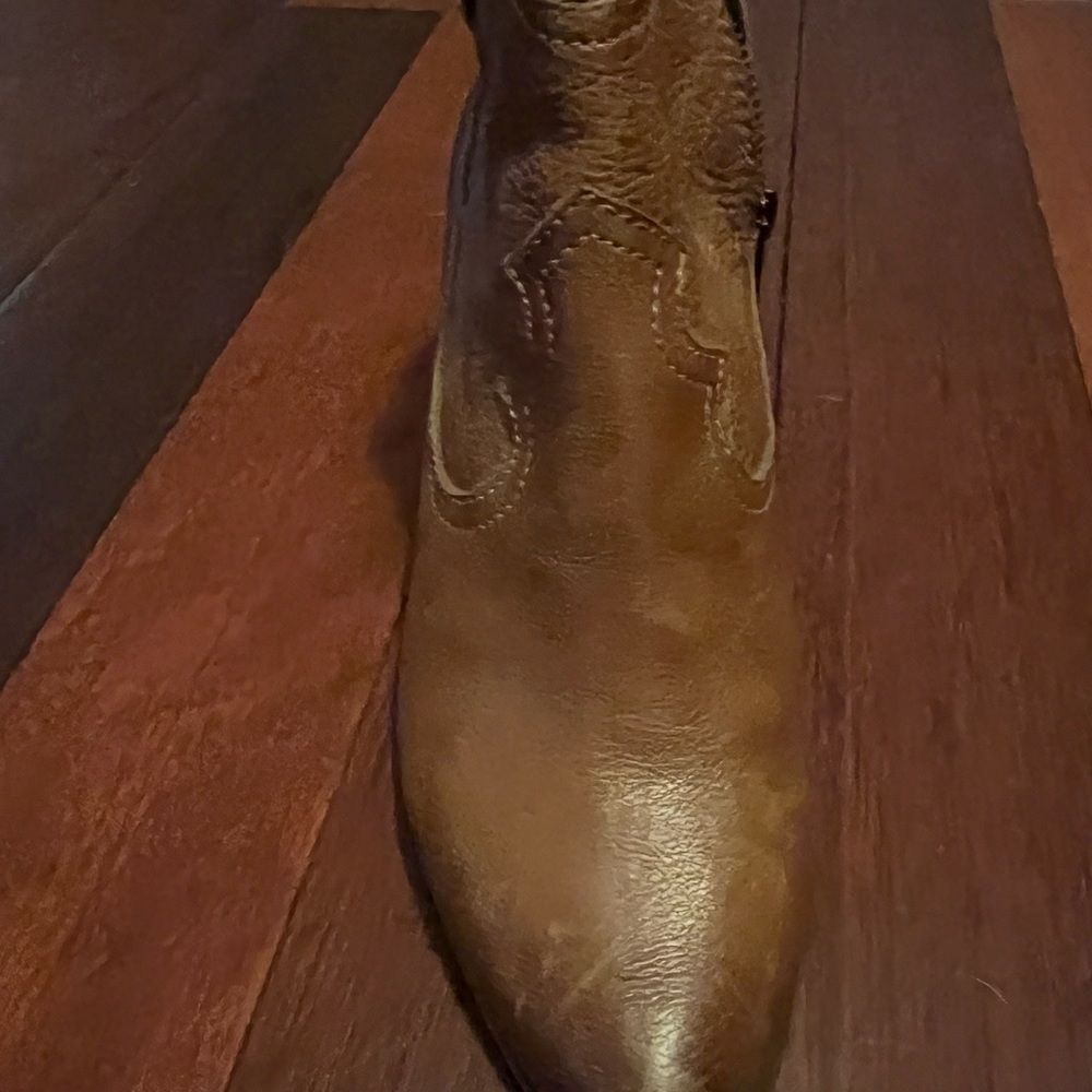 FRYE short booties size 9